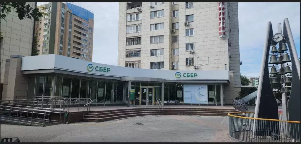 Помещение свободного назначения в Тюменская область, Тюмень ул. Мориса ... - Фото 1