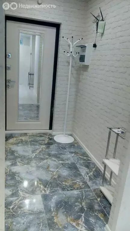 Квартира-студия: Мурино, Охтинская аллея, 10 (27 м) - Фото 2