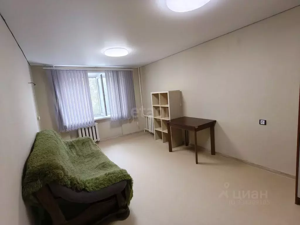 Комната Тюменская область, Тобольск 6-й мкр, 42 (13.0 м) - Фото 1