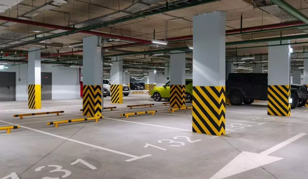 Гараж в Московская область, Ленинский городской округ, пос. Битца ... - Фото 1