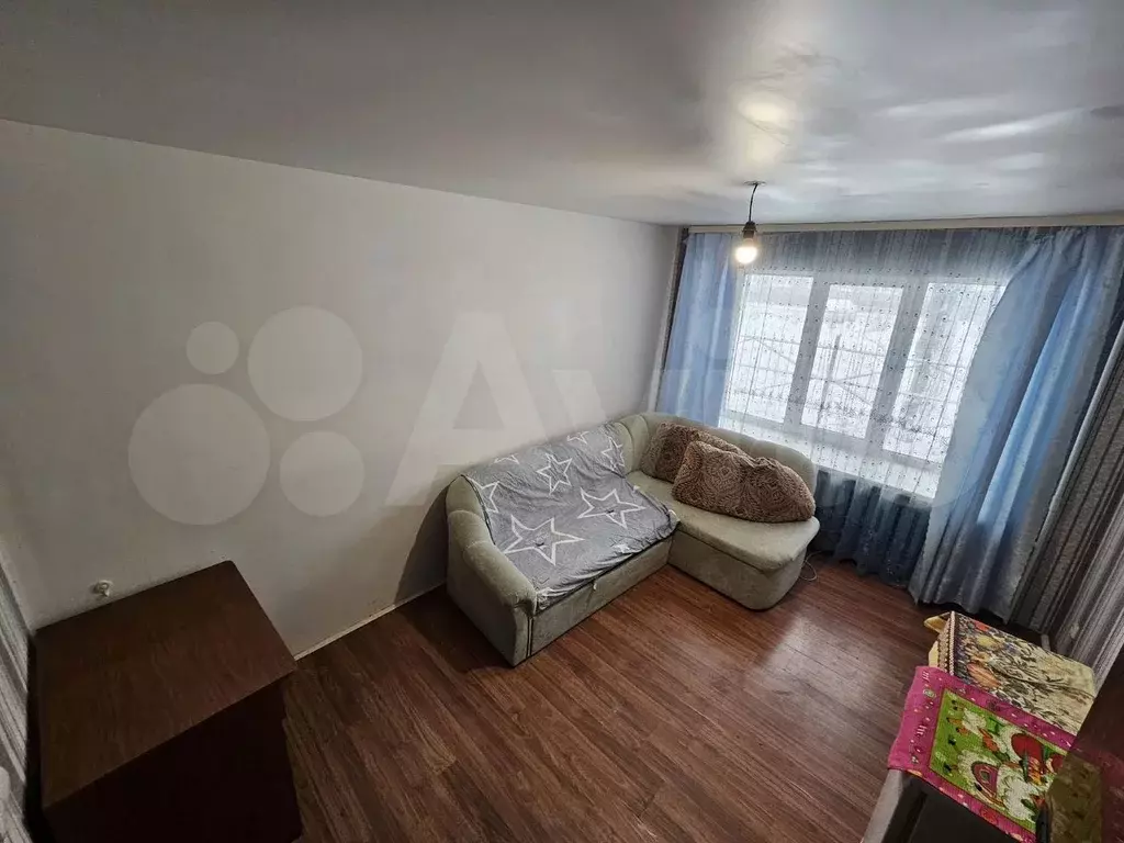Комната 16,7 м в 5-к., 1/5 эт. - Фото 1
