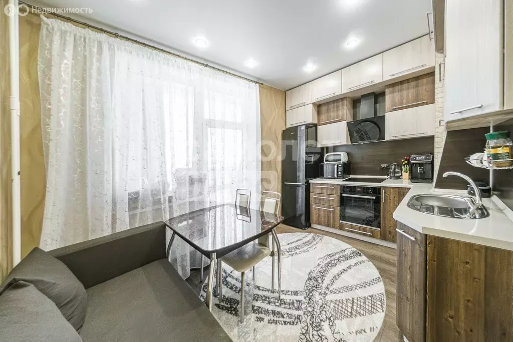 2-комнатная квартира: Екатеринбург, улица Рябинина, 18 (60 м) - Фото 0