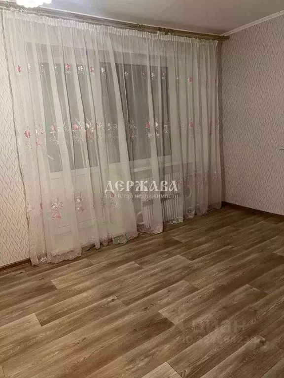 1-к кв. Белгородская область, Старый Оскол Космос мкр, 3А (32.8 м) - Фото 1