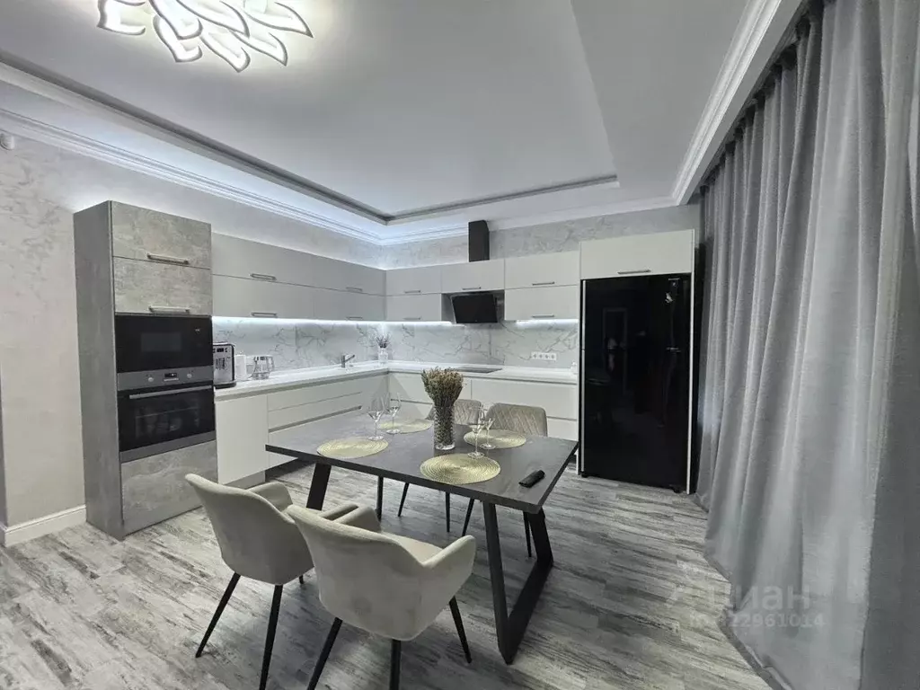 3-к кв. Самарская область, Тольятти Комсомольское ш., 42/16 (120.0 м) - Фото 1