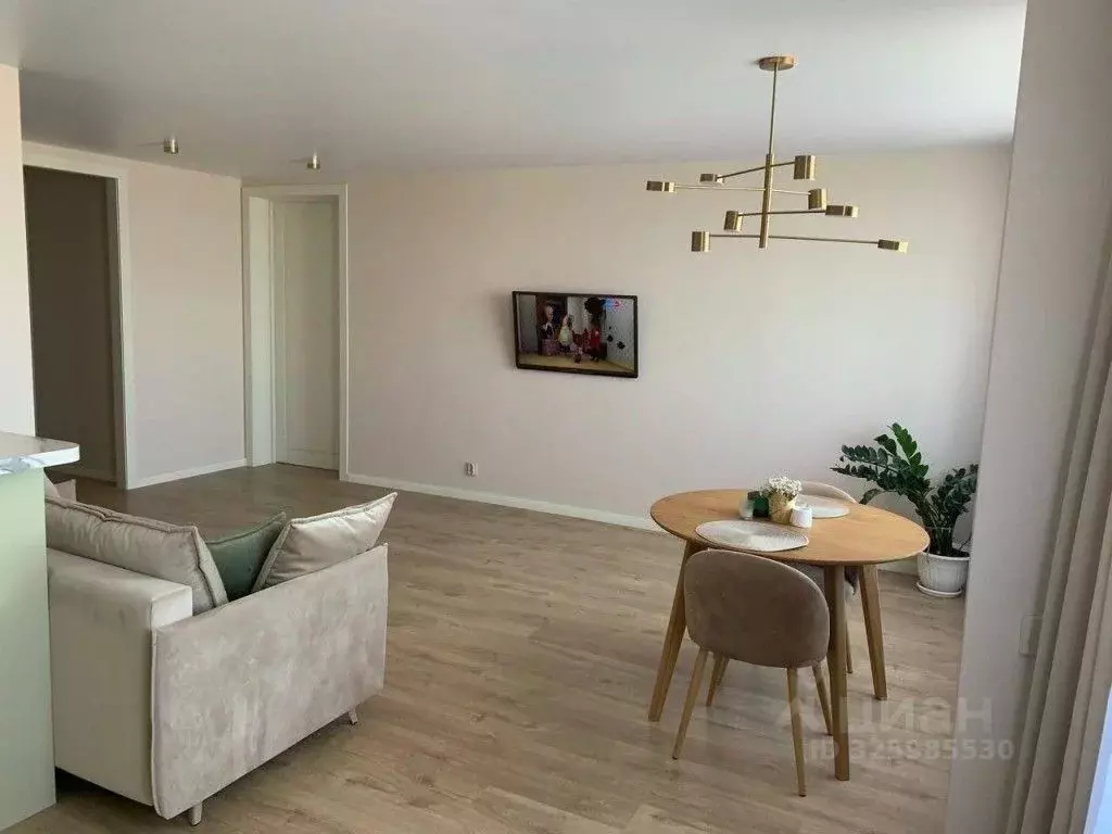 2-к кв. Брянская область, Брянск Мининская ул., 50 (71.5 м) - Фото 2