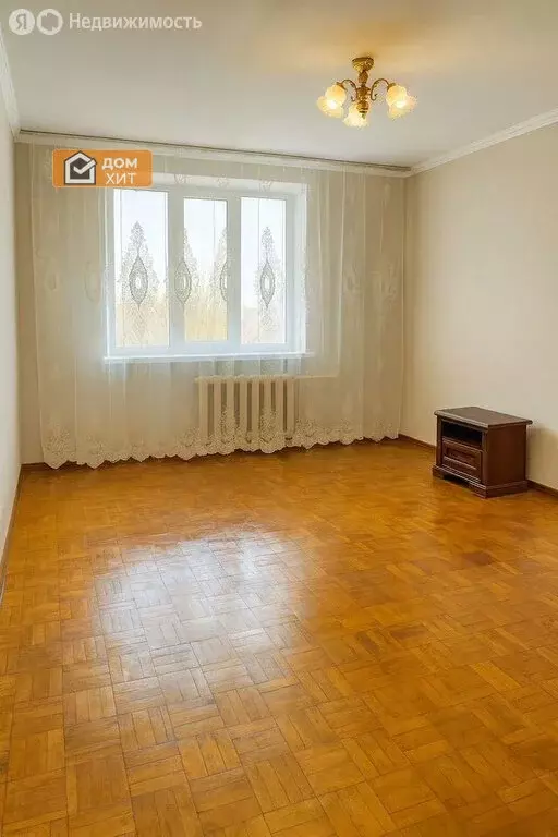 3-комнатная квартира: Симферополь, улица 60 лет Октября, 37 (71.9 м) - Фото 2