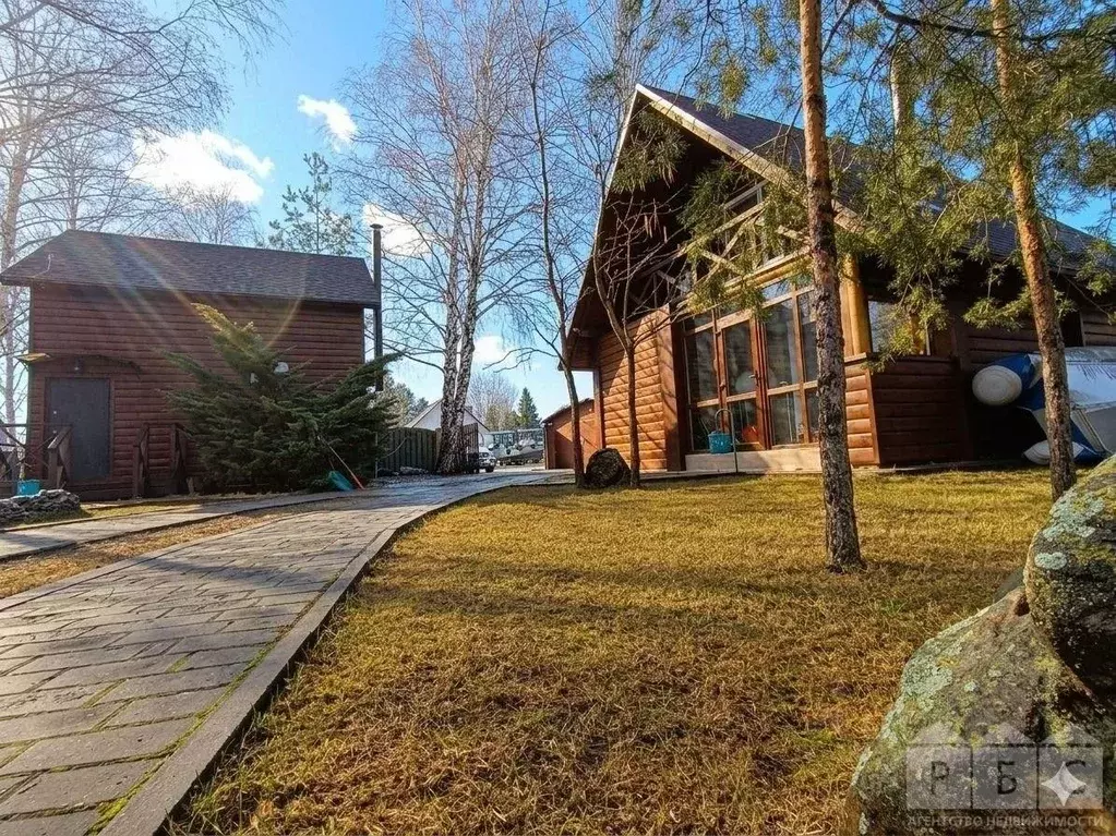 Дом в Саратовская область, Энгельсский район, Красноярское ... - Фото 1