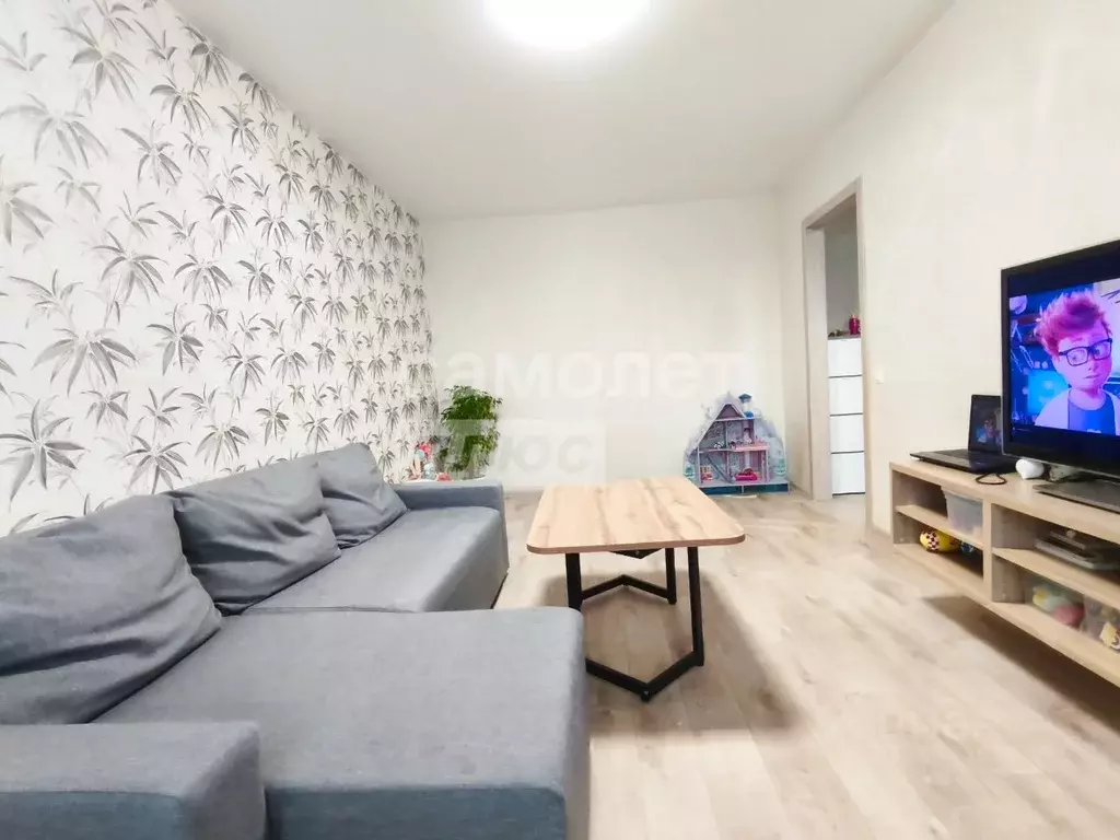 4-к кв. Ямало-Ненецкий АО, Ноябрьск ул. 8 Марта, 3 (79.7 м) - Фото 1