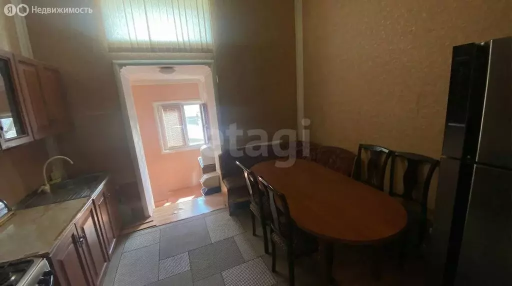 2-комнатная квартира: Беслан, Привокзальная улица, 7 (73 м) - Фото 2