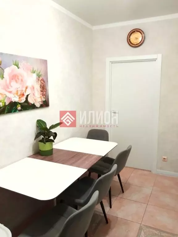 2-комнатная квартира: Севастополь, Античный проспект, 10 (67.4 м) - Фото 2