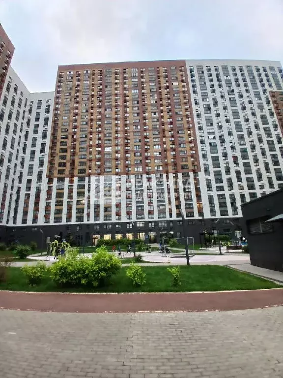 Продается 3-комнатная квартира - Фото 1