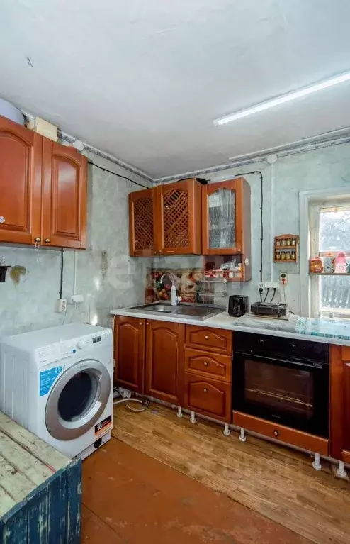 Дом в Алтай, Чемальский район, Узнезинское с/пос, с. Узнезя ул. ... - Фото 1