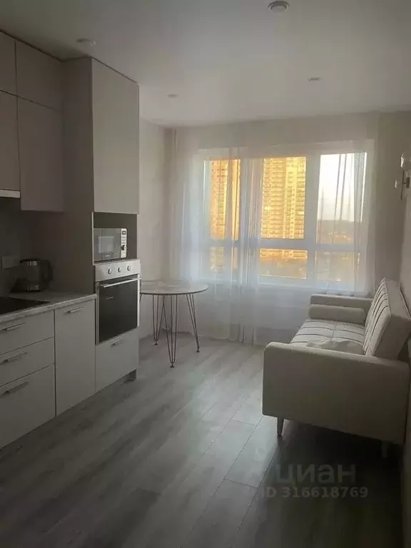 1-к кв. Татарстан, Казань ул. Братьев Батталовых, 20А (39.2 м) - Фото 0
