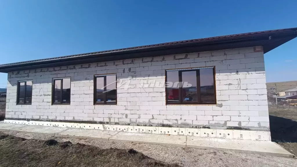 Дом в Крым, Симферопольский район, с. Доброе ул. Сливовая (130 м) - Фото 2