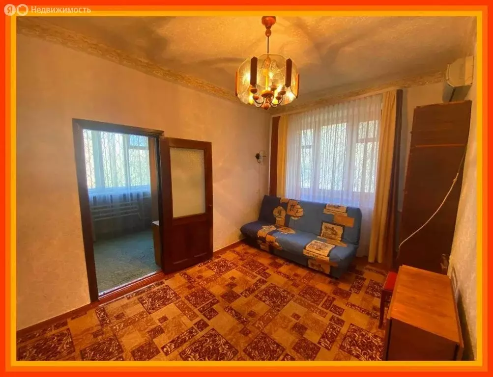 3-комнатная квартира: Таганрог, улица Лизы Чайкиной, 34 (47.4 м) - Фото 0