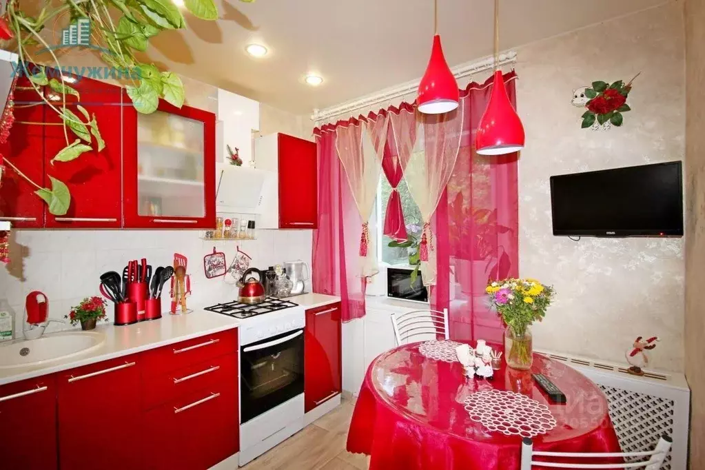 2-к кв. Ульяновская область, Димитровград просп. Димитрова, 17А (50.0 ... - Фото 1