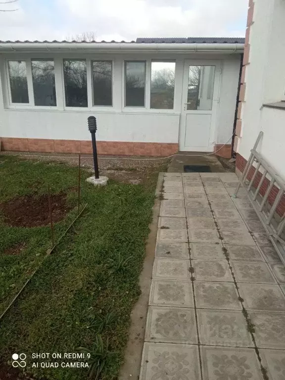 Комната Крым, Сакский район, Суворовское с/пос, с. Великое  (18.0 м) - Фото 1