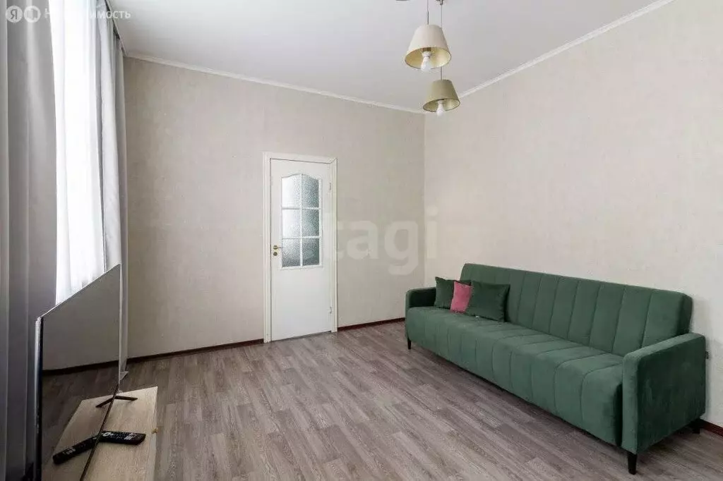 2-комнатная квартира: Тюмень, улица Котовского, 66 (44.5 м) - Фото 1