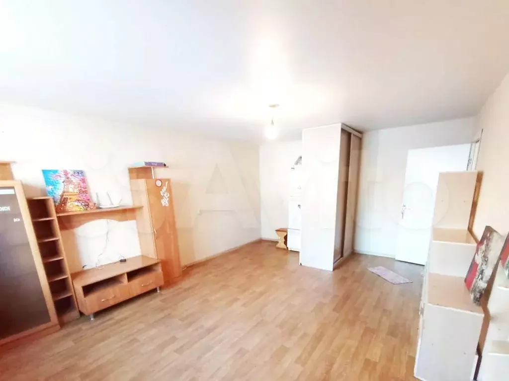 Комната 21,9 м в 3-к., 2/5 эт. - Фото 1