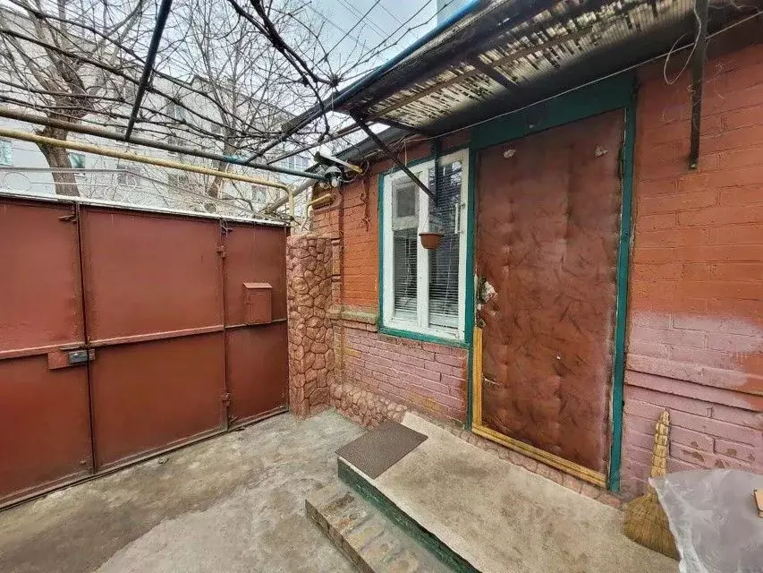 Дом в Ростовская область, Таганрог ул. Панфилова, 69Б (30 м) - Фото 1