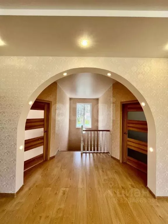 Дом в Воронежская область, Воронеж пер. Пейзажный, 10А (242 м) - Фото 1