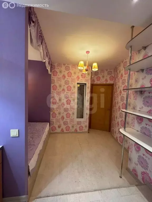 Квартира-студия: Пермь, Кронштадтская улица, 31 (60 м) - Фото 1