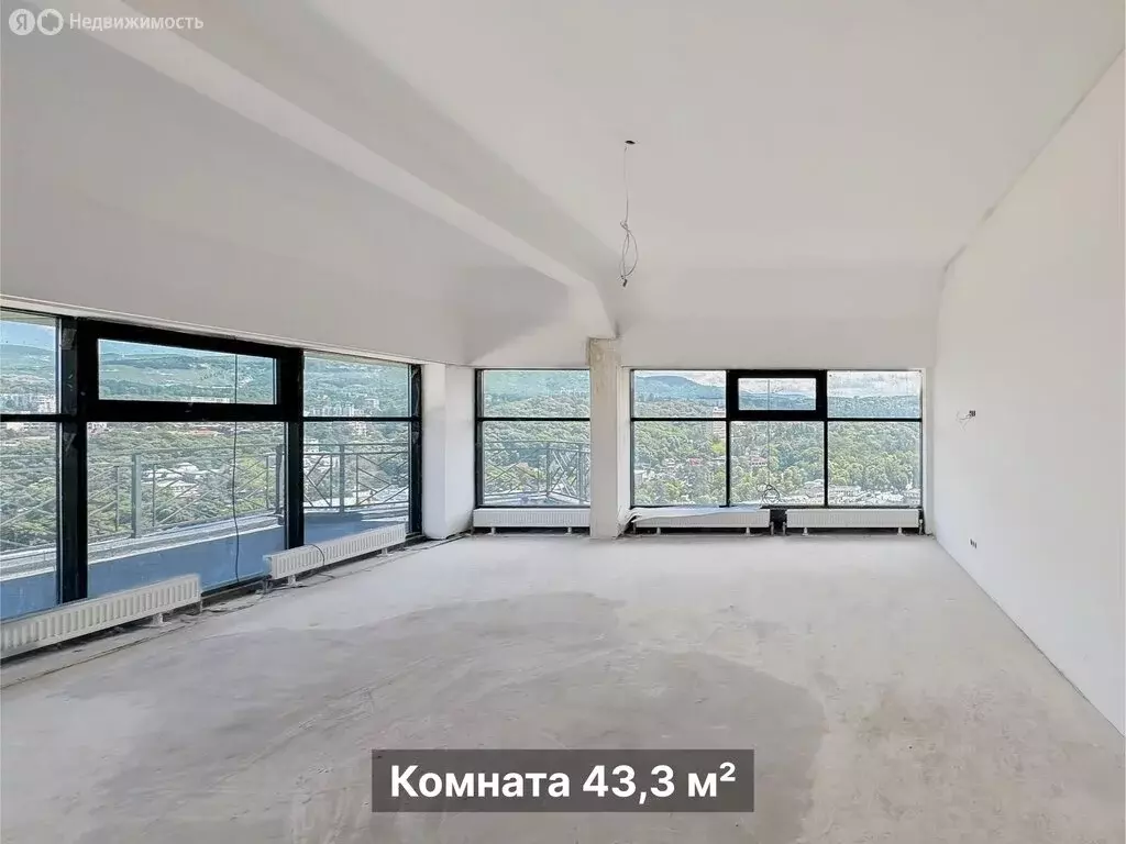 3-комнатная квартира: Кисловодск, улица Шаумяна, 31 (220 м) - Фото 1