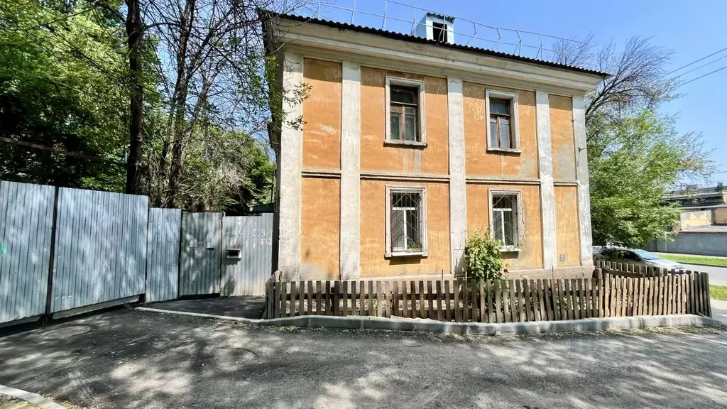 3-к кв. Саратовская область, Саратов Аткарская ул., 43 (68.3 м) - Фото 0
