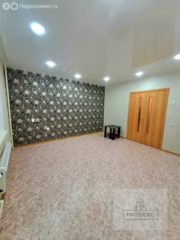 1-комнатная квартира: посёлок Красное Поле, квартал Звёздный, улица ... - Фото 2