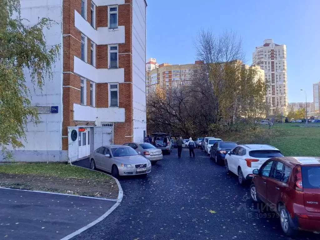 Гараж в Москва Мосфильмовская ул., 51АС2 (27 м) - Фото 1