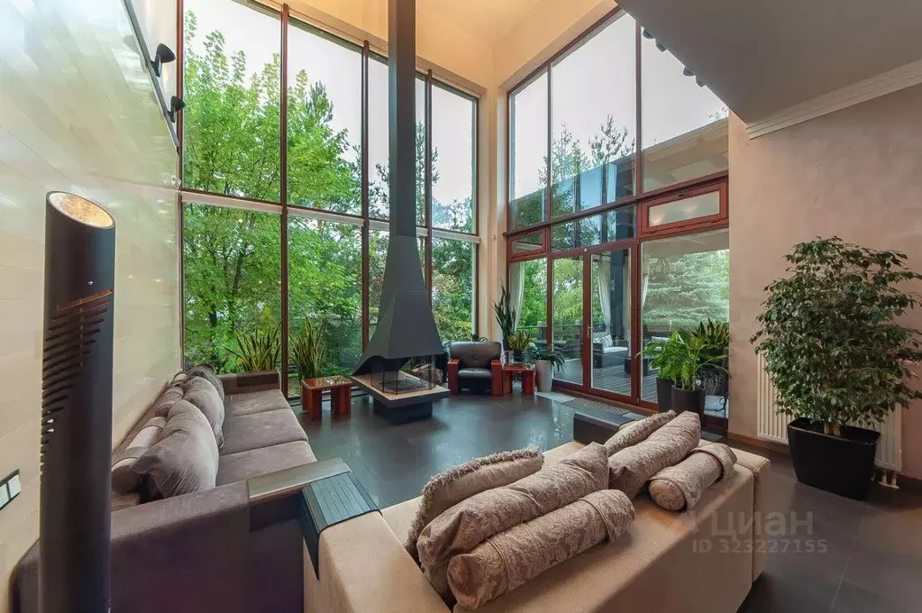 Дом, 700 м - Фото 1