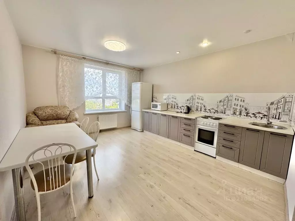 2-к кв. Удмуртия, Ижевск ул. Ухтомского, 14 (60.0 м) - Фото 0