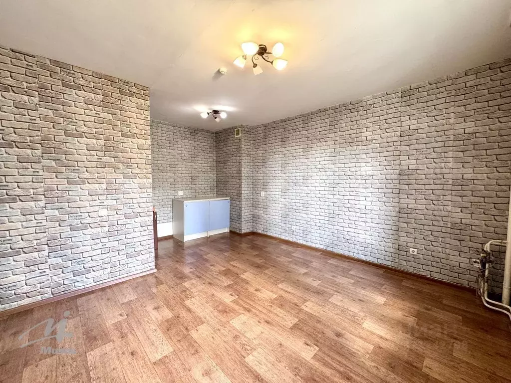 Студия Алтайский край, Барнаул Взлетная ул., 46 (26.2 м) - Фото 2