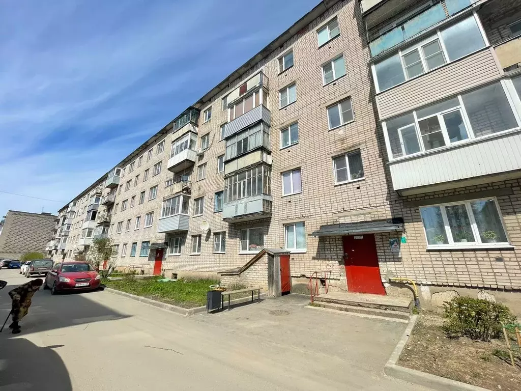 3-к кв. Вологодская область, Сокол Советская ул., 51 (59.3 м) - Фото 0