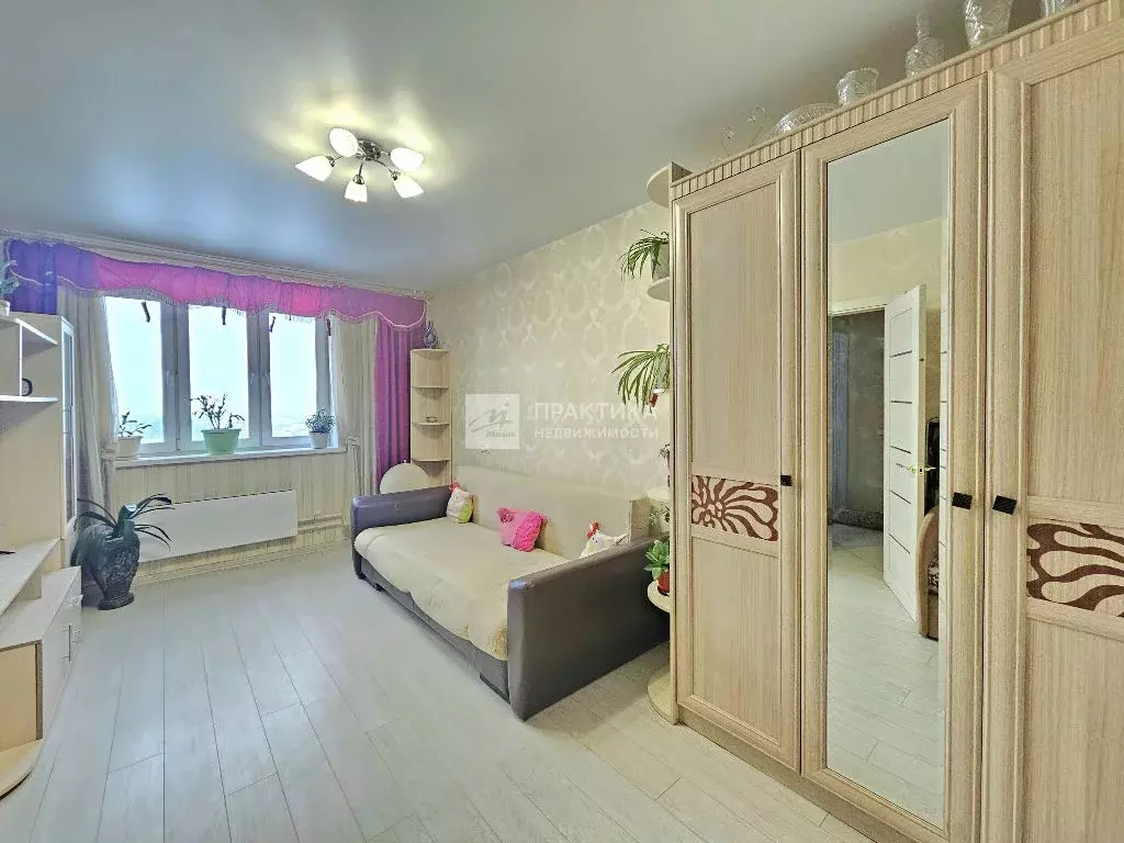 Продается 1-комнатная квартира - Фото 1