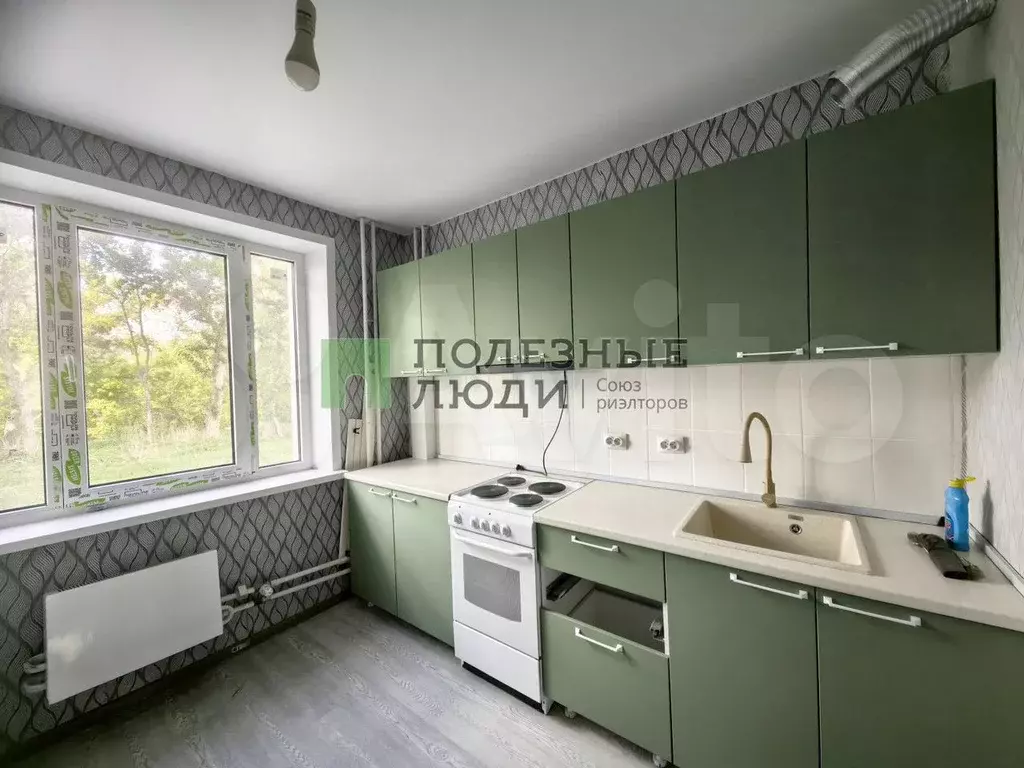 3-к. квартира, 67 м, 1/10 эт. - Фото 0
