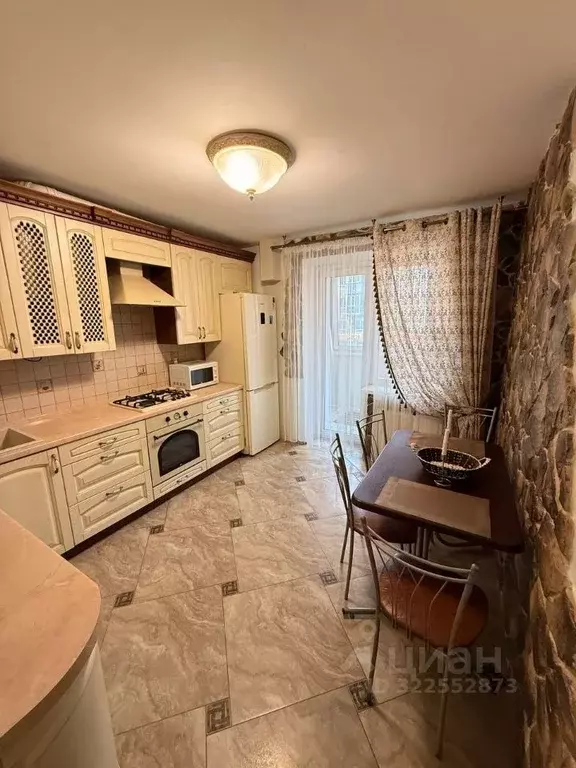 1-к кв. Брянская область, Брянск ул. Челюскинцев, 11 (40.0 м) - Фото 1