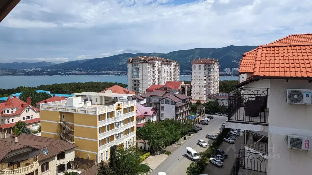 2-к кв. Краснодарский край, Геленджик Крымская ул., 22к23 (50.1 м) - Фото 0