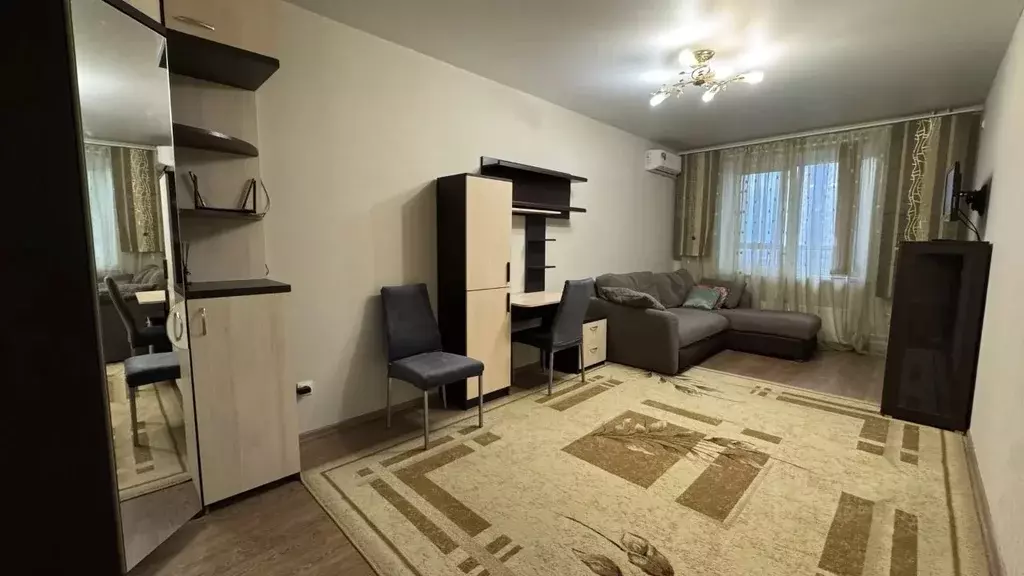 1-к кв. Волгоградская область, Волгоград ул. 8-й Воздушной Армии, 5 ... - Фото 2
