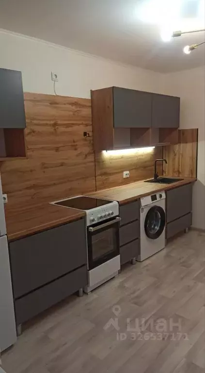 1-к кв. Свердловская область, Верхняя Пышма Зеленая ул., 1В (42.0 м) - Фото 1