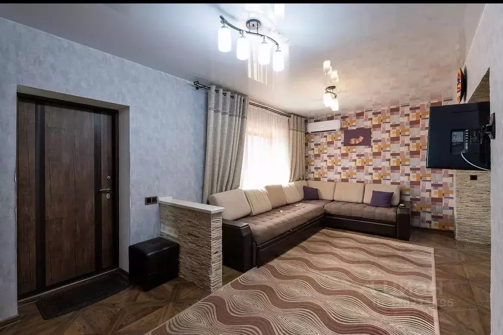 Коттедж в Хабаровский край, Хабаровский район, Тополевское с/пос, с. ... - Фото 1