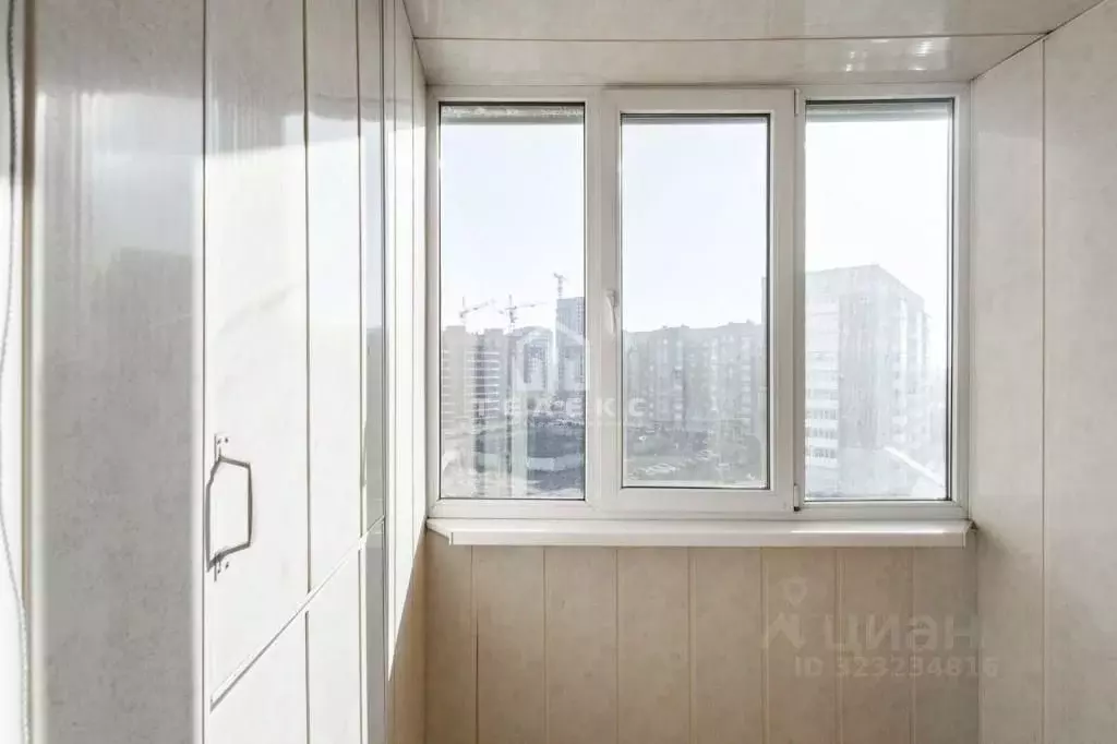 3-к кв. Омская область, Омск ул. Химиков, 32/1 (62.9 м) - Фото 2