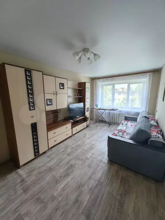 1-к. квартира, 30 м, 5/5 эт. - Фото 0