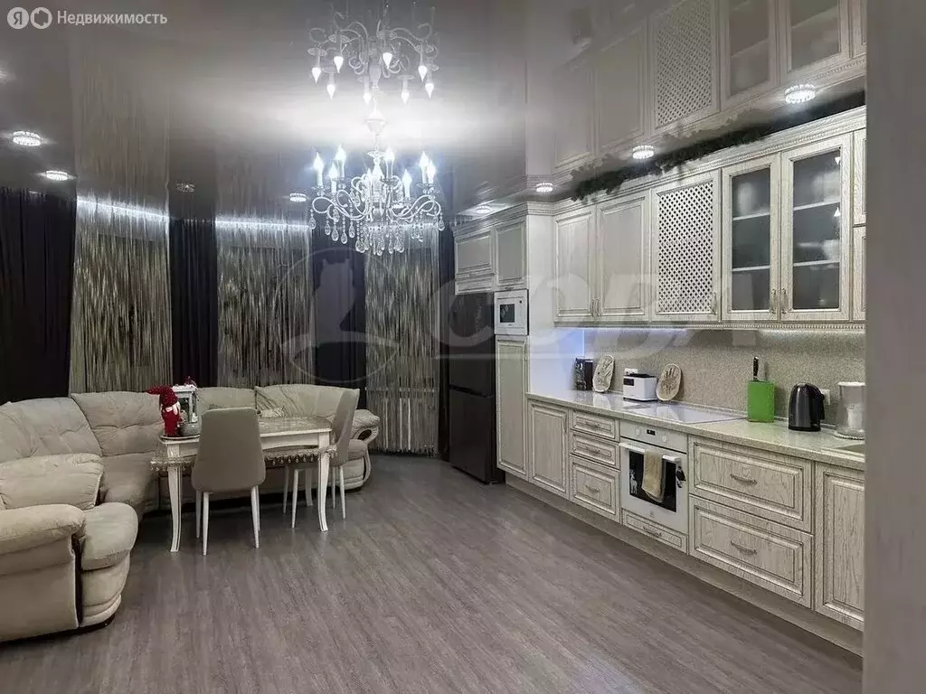 2-комнатная квартира: Тюмень, улица Циолковского, 7к1 (82 м) - Фото 2