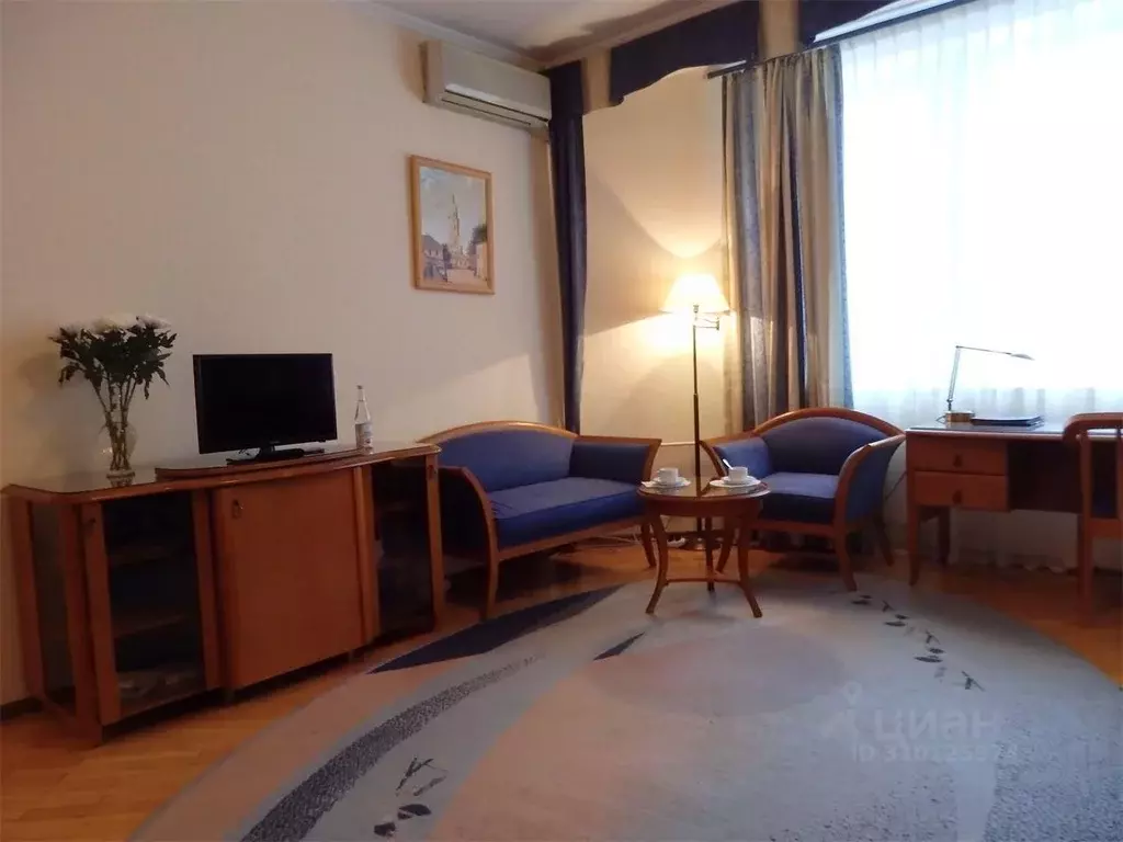 Комната Москва Озерковская наб., 50С2 (36.0 м) - Фото 0