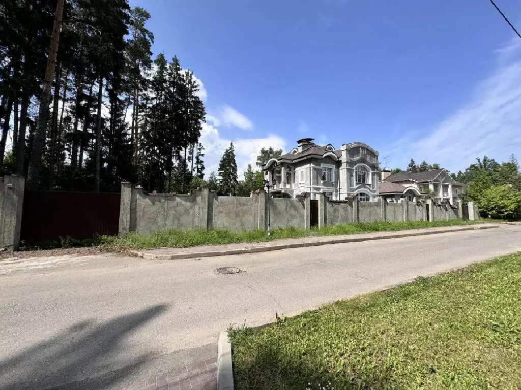 Продается дом в пос. Поведники - Фото 0