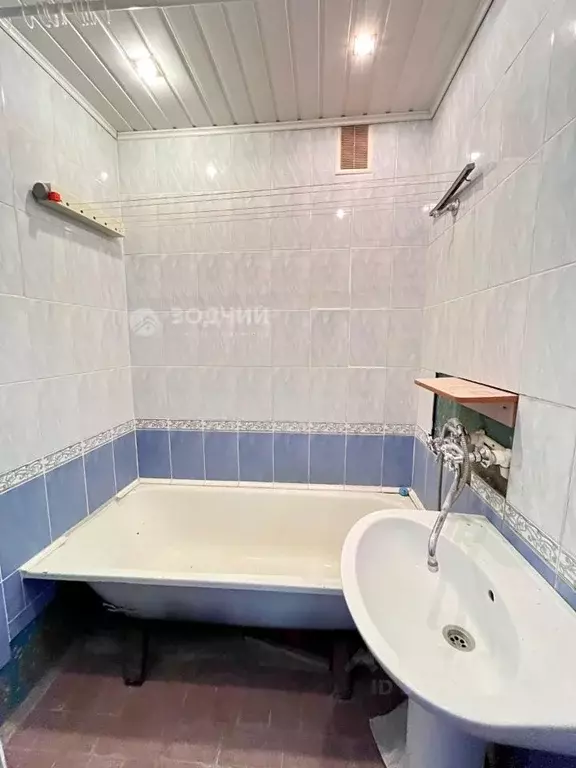 3-к кв. Чувашия, Канаш ул. 30 лет Победы, 102 (67.3 м) - Фото 0