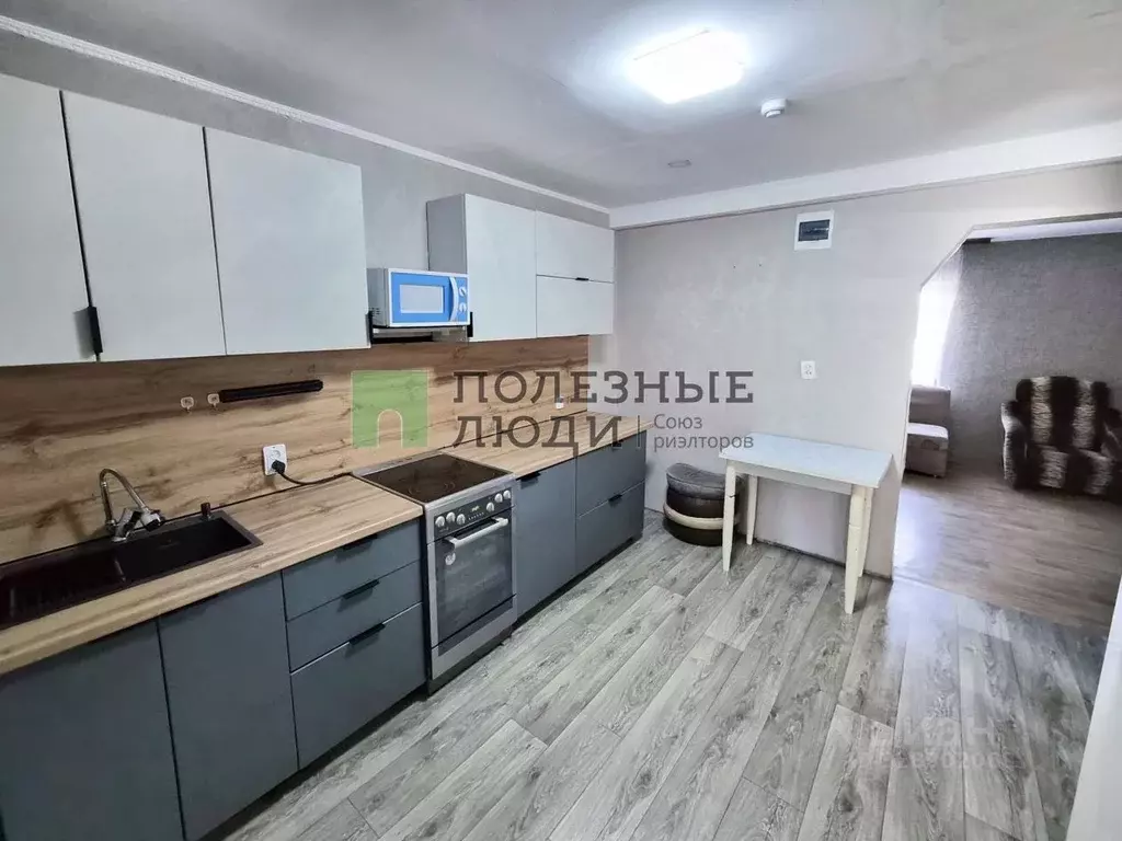 Дом в Амурская область, с. Тамбовка ул. Кооперативная, 28 (95 м) - Фото 1