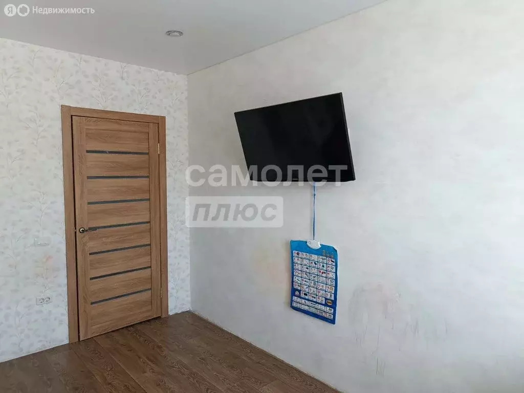 3-комнатная квартира: Миасс, проспект Октября, 56 (63 м) - Фото 2