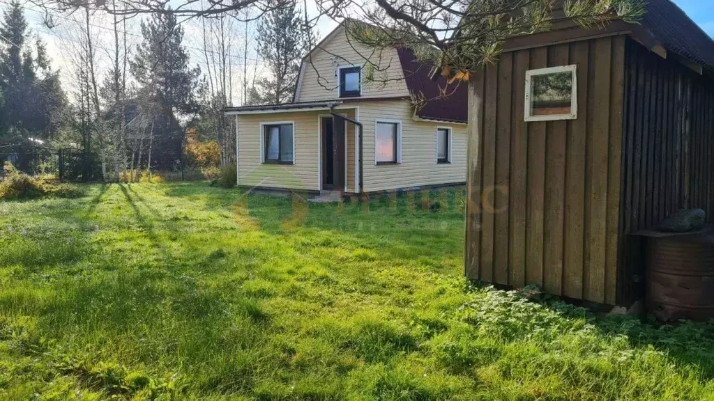 Дом в Ленинградская область, Выборгский район, Рощинское городское ... - Фото 0